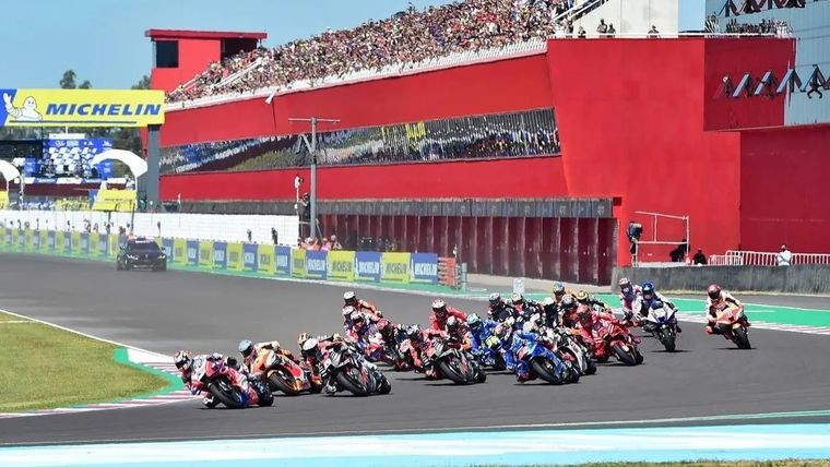 El MotoGP en Termas de Río Hondo se convirtió en un espectáculo habitual. Foto: Archivo