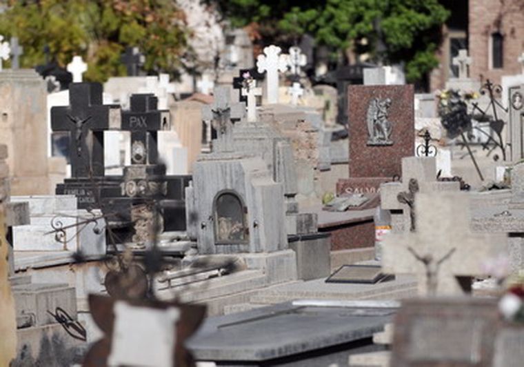 El cementerio capitalino es parte de la historia trágica de los 70. Foto: Nacho Gaffuri / MDZ