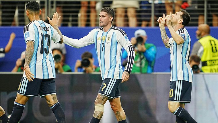 RODRIGO DE PAUL lionel messi festejo gol argentina austria mundial 2026