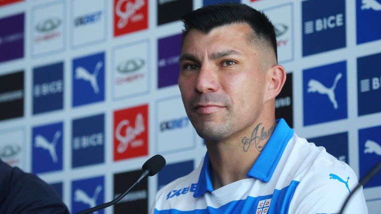 Gary Medel, con dos ciclos en Boca, viene de recuperarse de una lesión muscular y sería titular en la Católica. Gary Medel, con dos ciclos en Boca, viene de recuperarse de una lesión muscular y sería titular en la Católica.