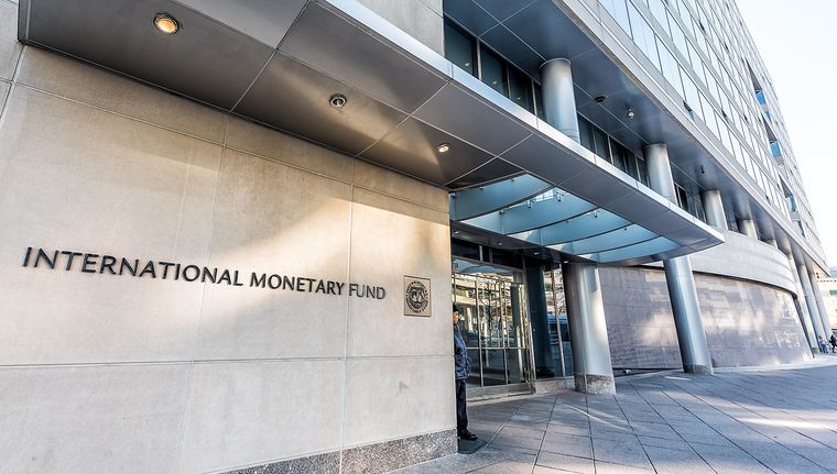 El Gobierno puede retener los detalles del programa hasta que el Fondo Monetario Internacional (FMI) lo apruebe. Foto: Shutterstock