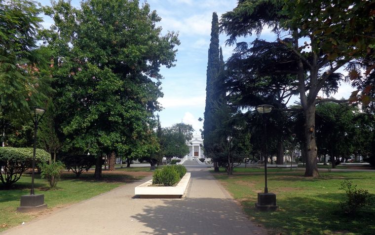 El casco histórico del pueblo de Buenos Aires conserva edificios y espacios ligados a la historia argentina. El casco histórico del pueblo de Buenos Aires conserva edificios y espacios ligados a la historia argentina.