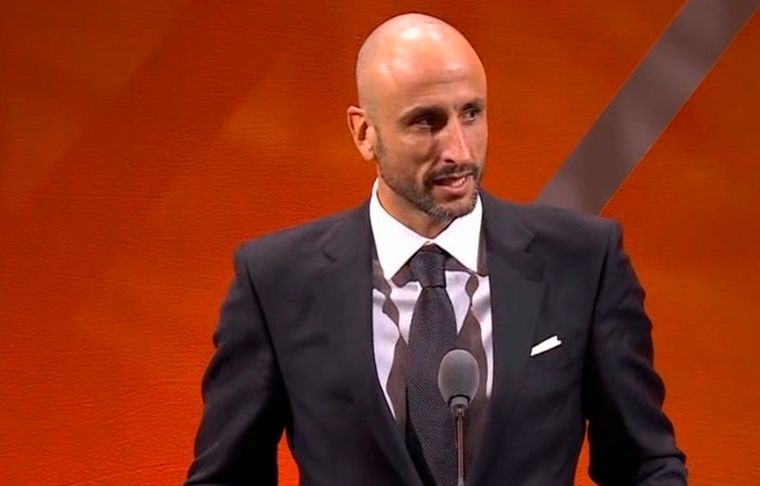 Manu Ginóbili ya es parte del Salón de la Fama. Histórico.