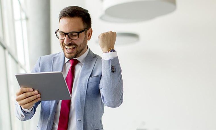 La redenominación de la moneda obligará a miles de Pymes y empresas a revisar precios, sistemas, contratos La redenominación de la moneda obligará a miles de Pymes y empresas a revisar precios, sistemas, contratos