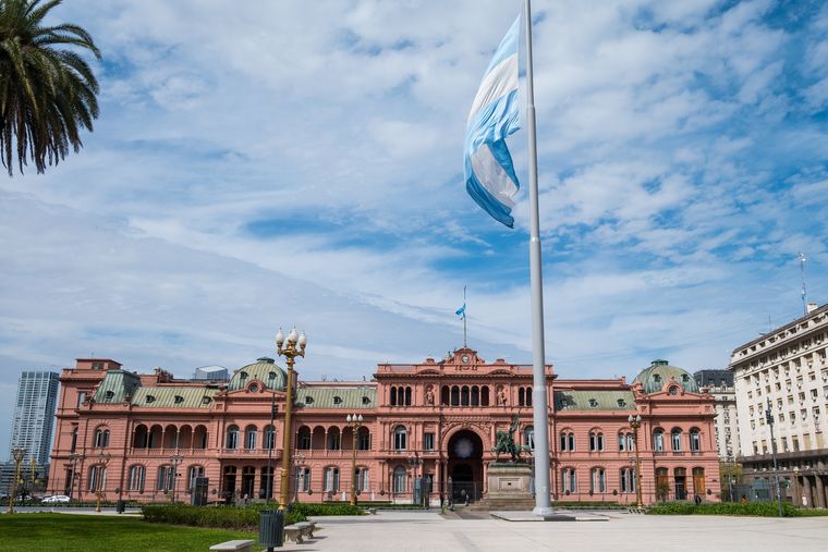 La Plaza de Mayo es el epicentro de los actos en Buenos Aires por el 9 de Julio.