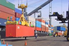 ¿a que bodegas un chino le compro 35 mil botellas?