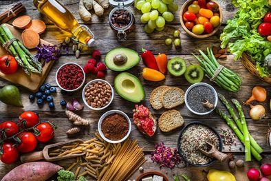 MDZol | Para llevar a cabo una alimentación saludable necesitamos incorporar alimentos como legumbres, cereales integrales, frutas y verduras. Foto: Archivo MDZ