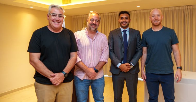 En un acto realizado en Ciudad, UTHGRA Mendoza presentó su nueva conducción encabezada por el dirigente sindical más joven de Argentina. En un acto realizado en Ciudad, UTHGRA Mendoza presentó su nueva conducción encabezada por el dirigente sindical más joven de Argentina.