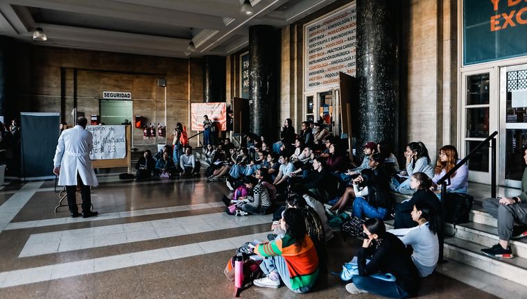 El Gobierno no tiene una empresa fácil en su intención de auditar a las universidades públicas Foto: EFE