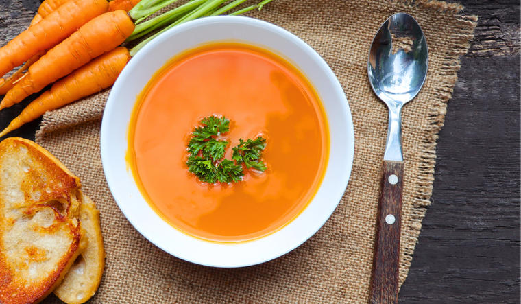 Esta receta de gazpacho es ideal en verano porque se sirve bien fría. Esta receta de gazpacho es ideal en verano porque se sirve bien fría.