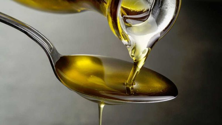 Dos aceites y un suplemento dietario fueron prohibidos por Anmat