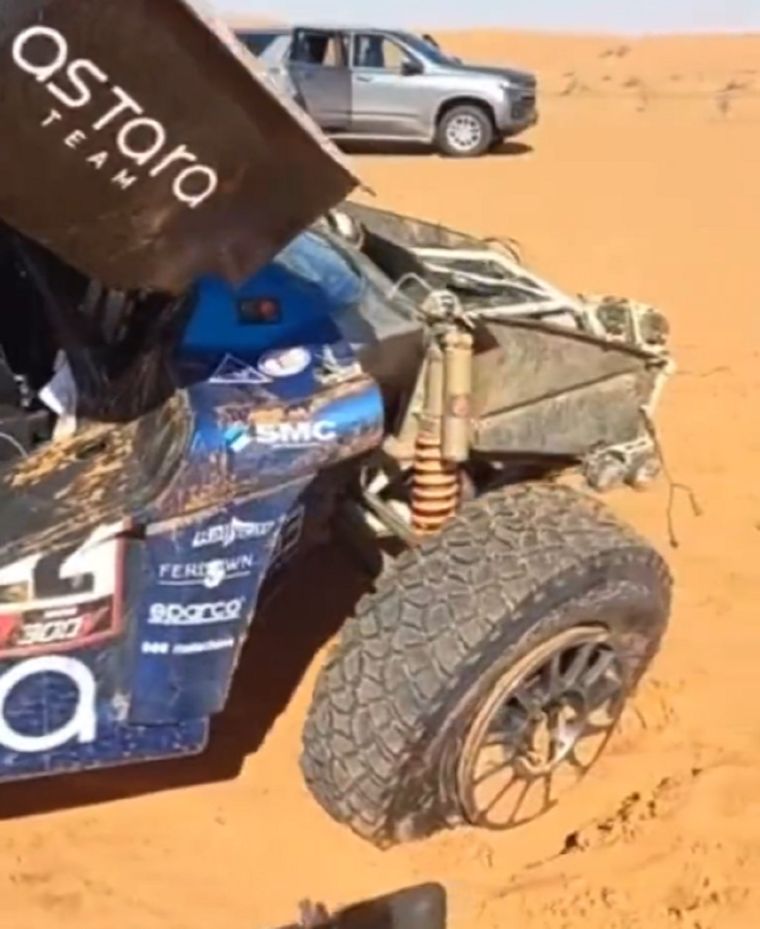 Así quedó el auto de la española.