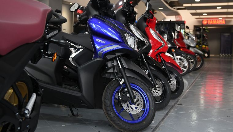 Las ventas de motos están bajando respecto al año pasado, pero siguen siendo superiores a las de autos Foto: ALF PONCE MERCADO / MDZ