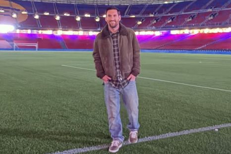 Lionel Messi visitó el remodelado Camp Nou de noche. Foto: @leomessi /IG Lionel Messi visitó el remodelado Camp Nou de noche. Foto: @leomessi /IG