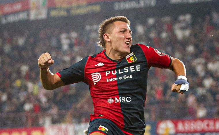 Retegui debutó con doblete en Genoa. Foto: Genoa