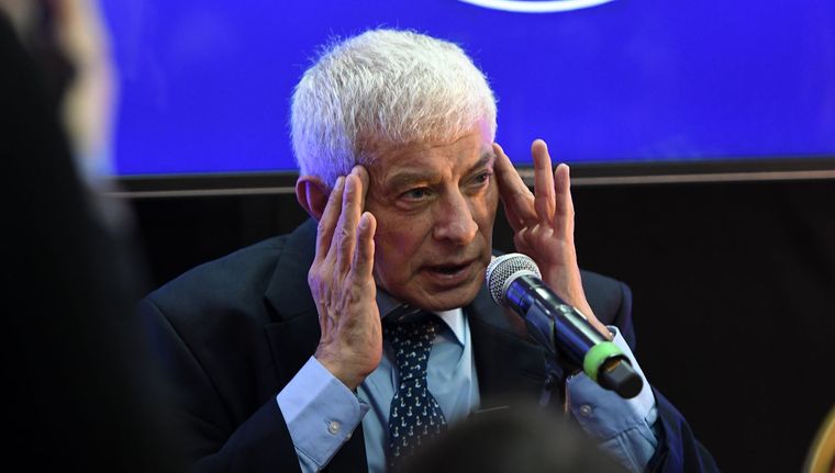 El ministro de Justicia libertario salió al cruce de las críticas a Javier Milei tras el nombramiento de Lijo y García Mansilla vía DNU. Foto: Santiago Tagua/MDZ