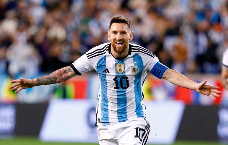 Se habría filtrado una imagen de los botines que Messi usará en Qatar 2022.