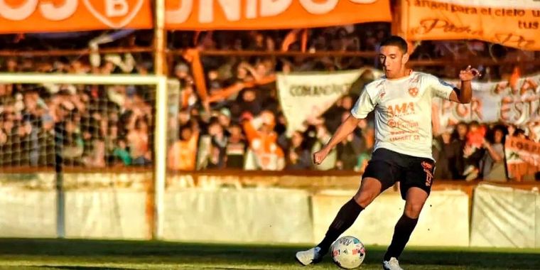 El joven recibió un disparo en la cabeza