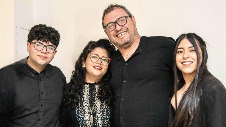 Iván Venencio y su familia.