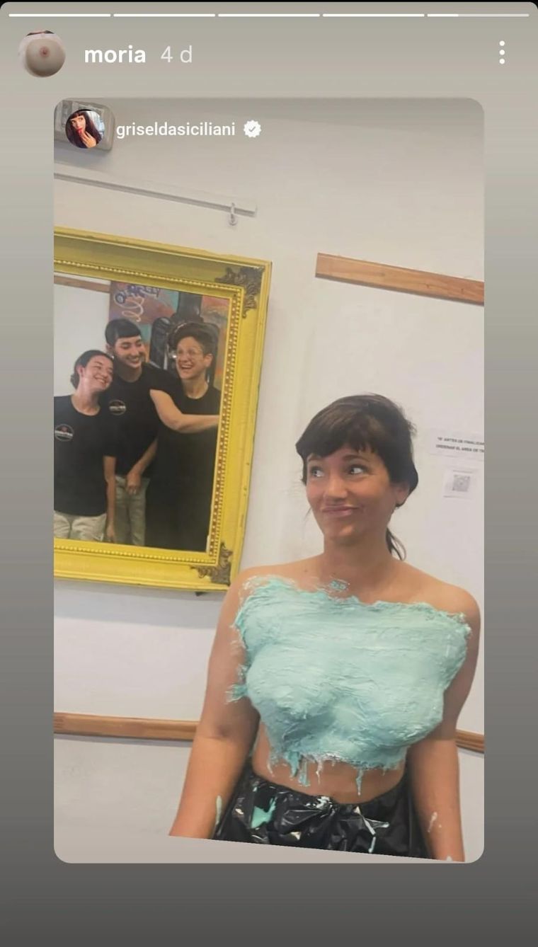 Griselda Siciliani durante el proceso de realización de las emblemáticas lolas de La One. Griselda Siciliani durante el proceso de realización de las emblemáticas lolas de La One.