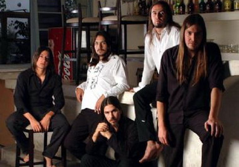 X Teléfono brindará sus canciones hoy a las medianoche en Al Sur. Foto: Gentileza