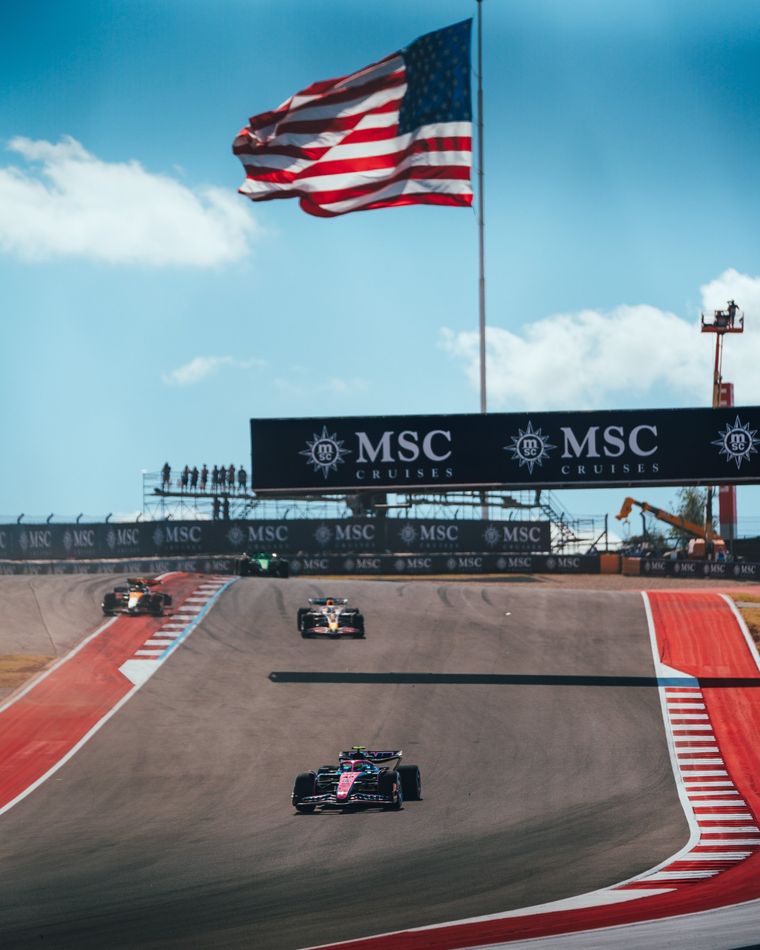 Franco Colapinto quedó afuera en la Q2 y largará desde el puesto 15° en el Gran Premio de Estados Unidos. Foto: @AlpineF1Team