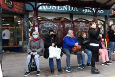 En las paradas de colectivos de Mendoza se escuchan quejas pese a los cambios para reforzar el sistema Foto: ALF PONCE MERCADO / MDZ En las paradas de colectivos de Mendoza se escuchan quejas pese a los cambios para reforzar el sistema Foto: ALF PONCE MERCADO / MDZ