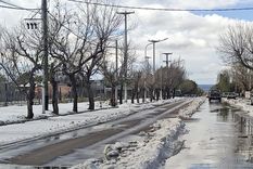 En San Carlos se registraron nevadas y para la tarde se mantiene activa una alerta por Zonda.