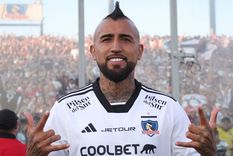 Arturo Vidal fue presentado en Colo Colo. Foto: @ColoColo