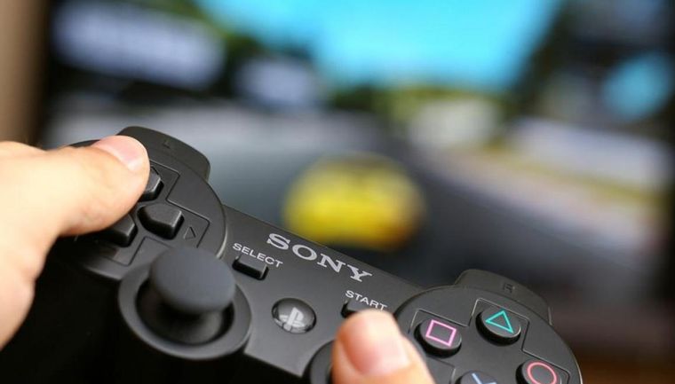 Con 87,4 millones vendidas, la PlayStation 3 sigue dejando huella en la historia gamer. Con 87,4 millones vendidas, la PlayStation 3 sigue dejando huella en la historia gamer.