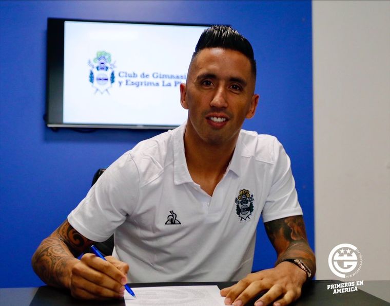 Lucas Barrios Foto: @gimnasiaoficial
