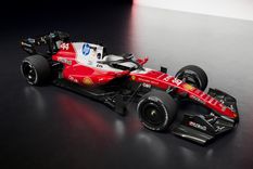 El SF-26 es el auto del equipo Ferrari que manejarán el británico Lewis Hamilton y el monegasco Charles Leclerc.