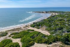 Punta del Diablo es una de las playas más hermosas de Uruguay