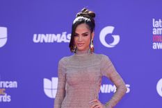 Natti Natasha se presentó en los Latin American Music Awards y le dedicó una canción a su esposo Raphy Pina. Natti Natasha se presentó en los Latin American Music Awards y le dedicó una canción a su esposo Raphy Pina.