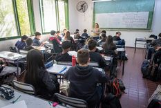 Tras la ambientación de 1° año, el resto del nivel secundario inicia clases este lunes con calendario confirmado.