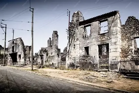 Las guerras no empiezan con las bombas. Las guerras no empiezan con las bombas.