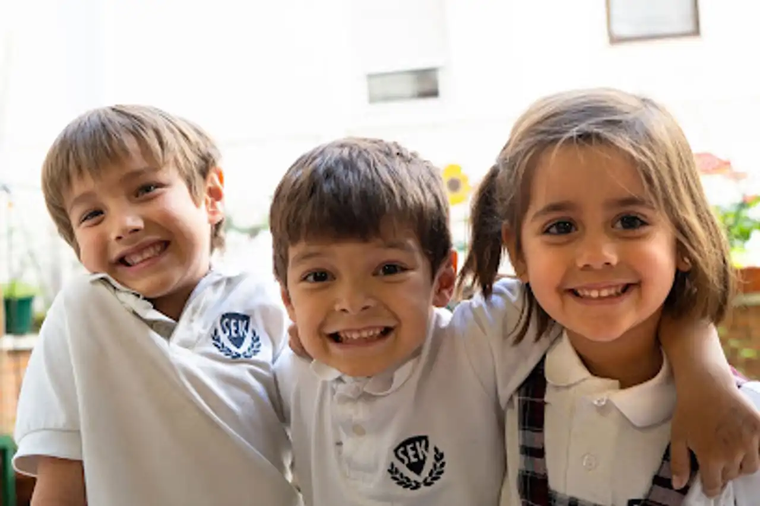 “Más libertad, mejor educación para todos” “Más libertad, mejor educación para todos”