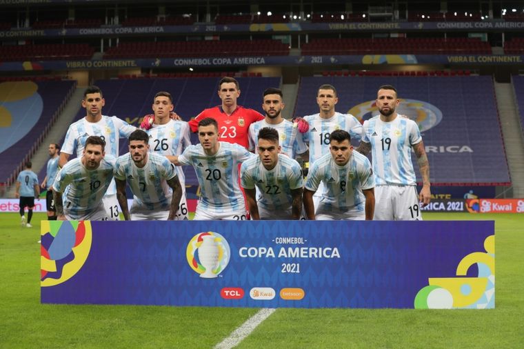 La Selección argentina enfrentará este lunes a Paraguay Foto: AFA