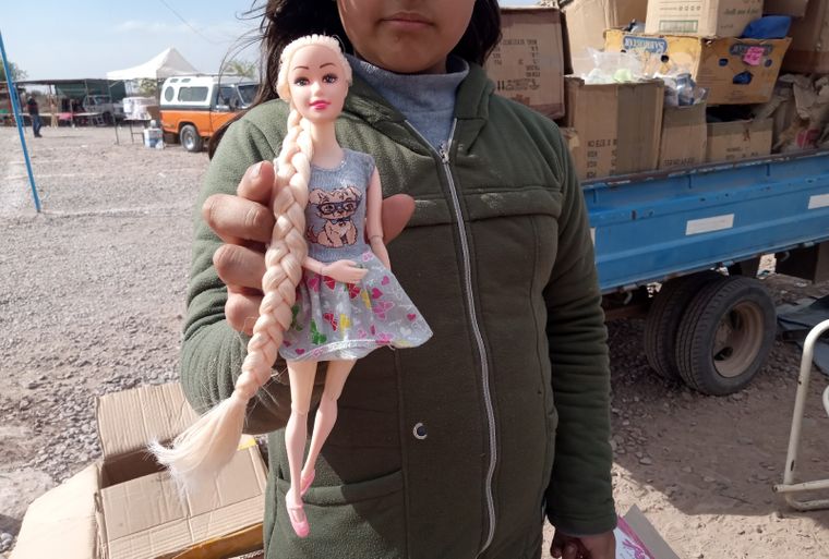 Juguetes usados Esmeralda vendió juguetes que ya no usaba, para comparse la muñeca que quería. Foto: MDZ
