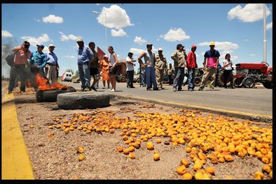 MDZol | Productores en la protesta realizada en Santa Rosa.