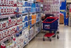 Cada vez más mendocinos no pertenecen a la clase media y se han visto obligados a hacer ajustes en sus consumos.