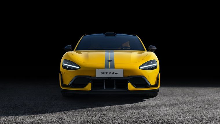 La aceleración del Xiaomi SU7 Ultra deja atrás al Tesla Model S Plaid por décimas en el cuarto de milla. La aceleración del Xiaomi SU7 Ultra deja atrás al Tesla Model S Plaid por décimas en el cuarto de milla.