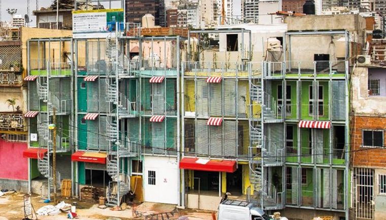 El último censo reveló que en la Villa 31, también conocida como Barrio 31 o Barrio Padre Mugica, residen más de 45.000 personas.