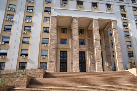 El Gobierno de Mendoza propone una reestructuración del Instituto de Juegos y Casinos. El Gobierno de Mendoza propone una reestructuración del Instituto de Juegos y Casinos.