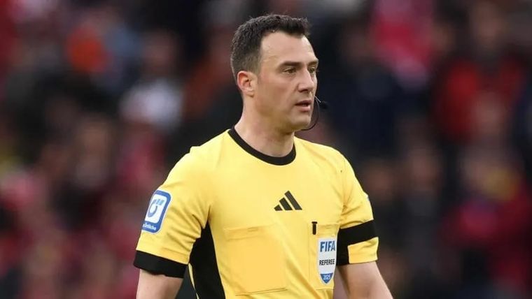 EN 2004, Felix Zwayer fue sancionado por el arreglo de partidos en Alemania. Foto: Getty Images EN 2004, Felix Zwayer fue sancionado por el arreglo de partidos en Alemania. Foto: Getty Images