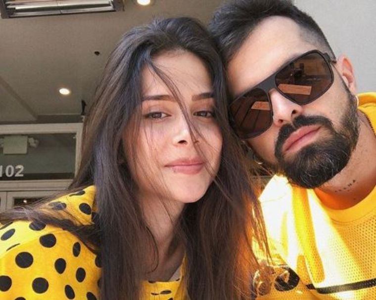 El momento más tierno que vivió Greeicy Rendón  ante la declaración que Mike Bahía le hizo en público