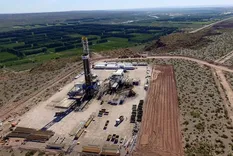 En la cima de Añelo se erige el principal centro de extracción de gas y petróleo del mundo.&nbsp;