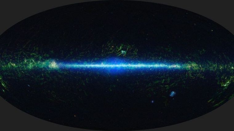 Fotografía del cielo con el Wide-field Infrared Survey Explorer (WISE). La luz infrarroja muestra longitudes de onda que son más largas que las visibles para el ojo humano. Con los datos de esta imagen se encontró evidencia de El Accidente. Foto: NASA/JPL-CALTECH/UCLA