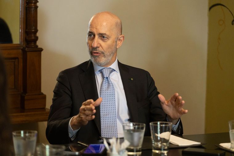 Fabrizio Nicoletti, flamante embajador de Italia, estuvo en Mendoza y habló de las relaciones bilaterales y el interés italiano por hacer inversiones en Argentina.