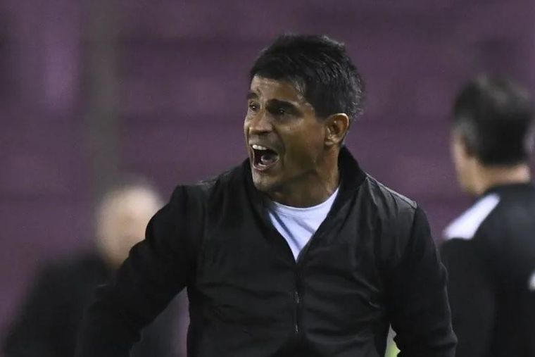 Hugo Ibarra El técnico de Boca tiene una duda de cara a la final del Trofeo de Campeones.